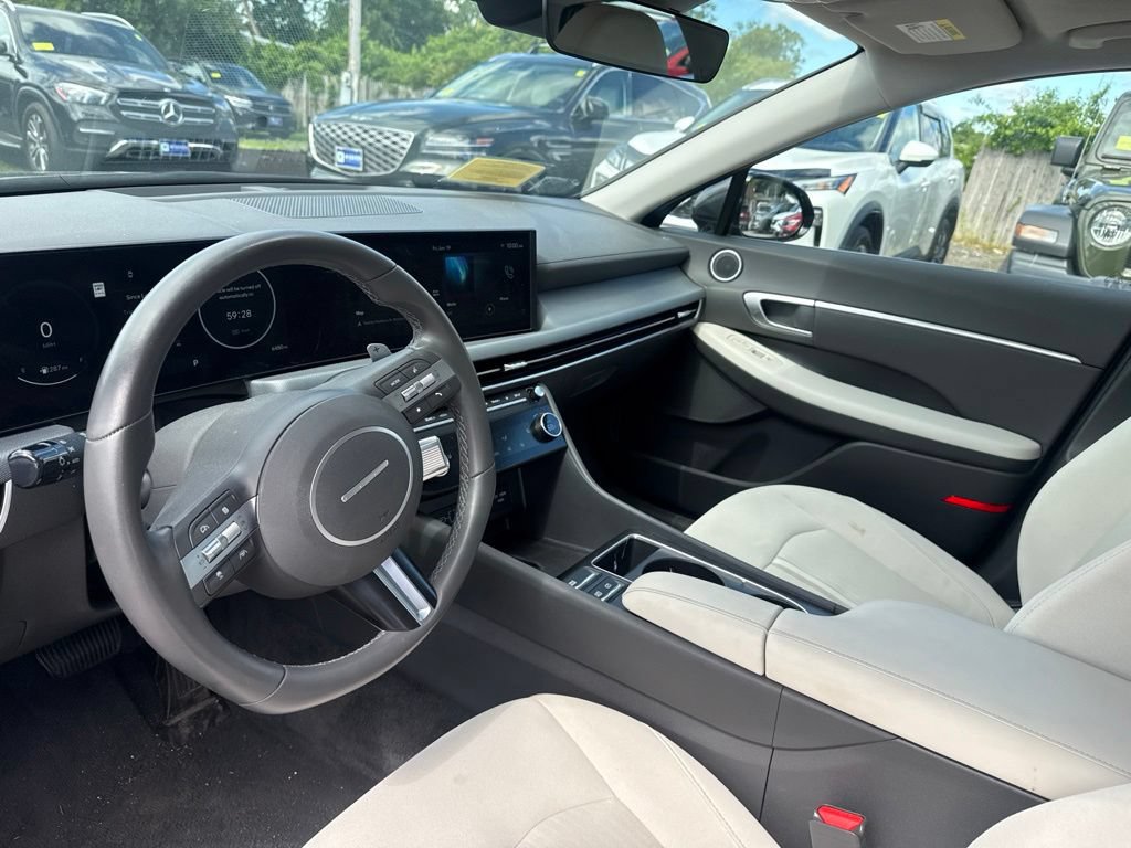 Used 2025 Hyundai Sonata SEL FWD image 15
