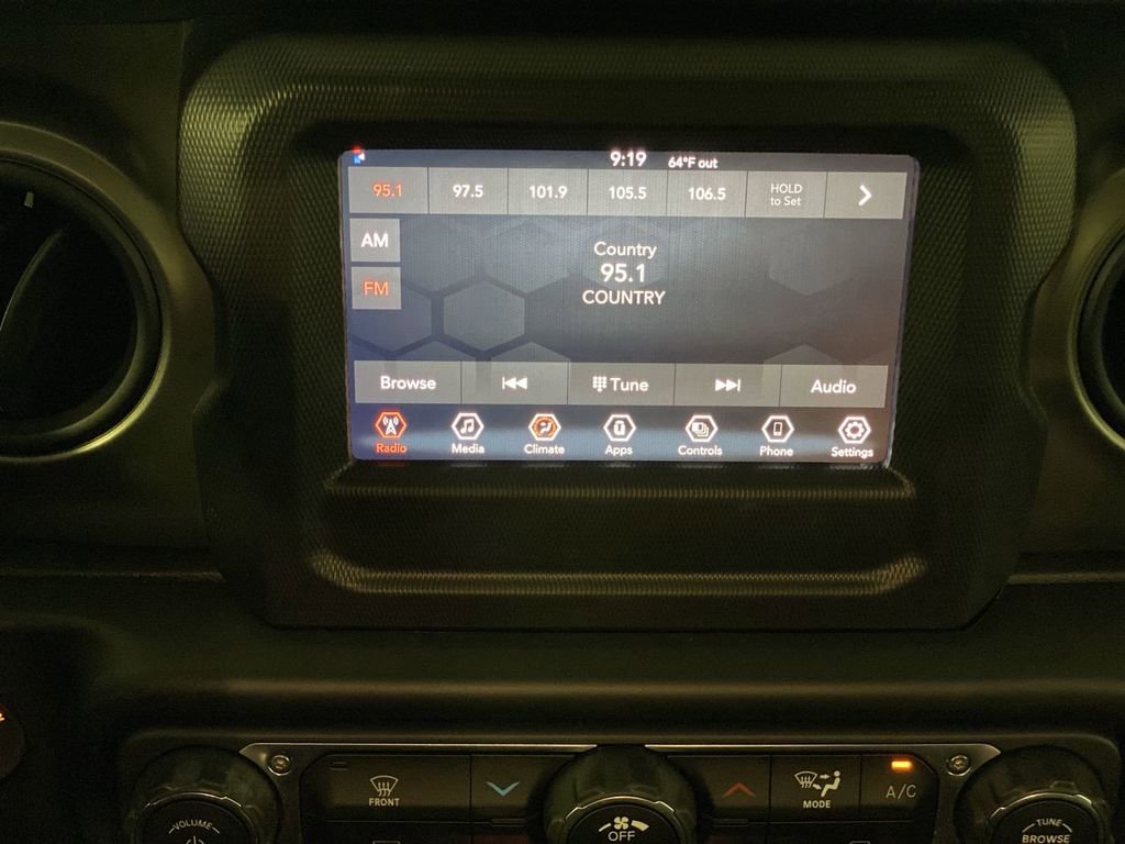 Used 2022 Jeep Wrangler Unlimited Sport AWD/4WD image 18