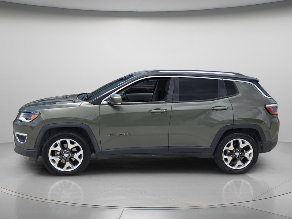 Used 2018 Jeep Compass Limited w/ Navigation Group FWD image 3