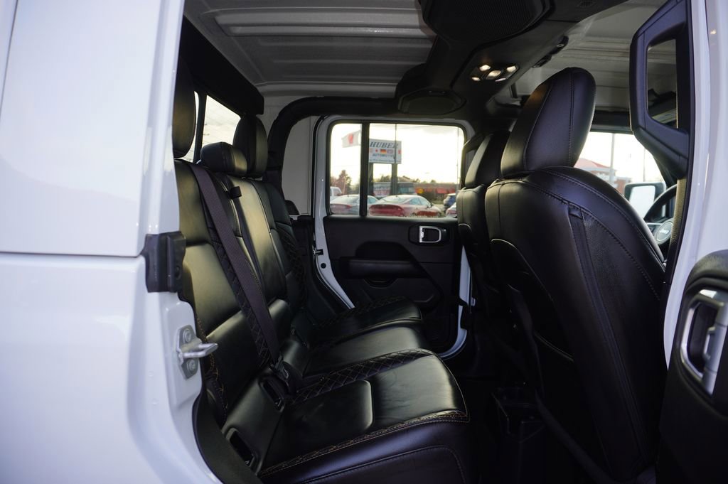 Used 2023 Jeep Gladiator Overland image 27
