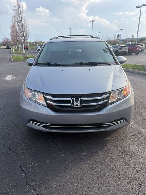 Used 2016 Honda Odyssey SE image 16