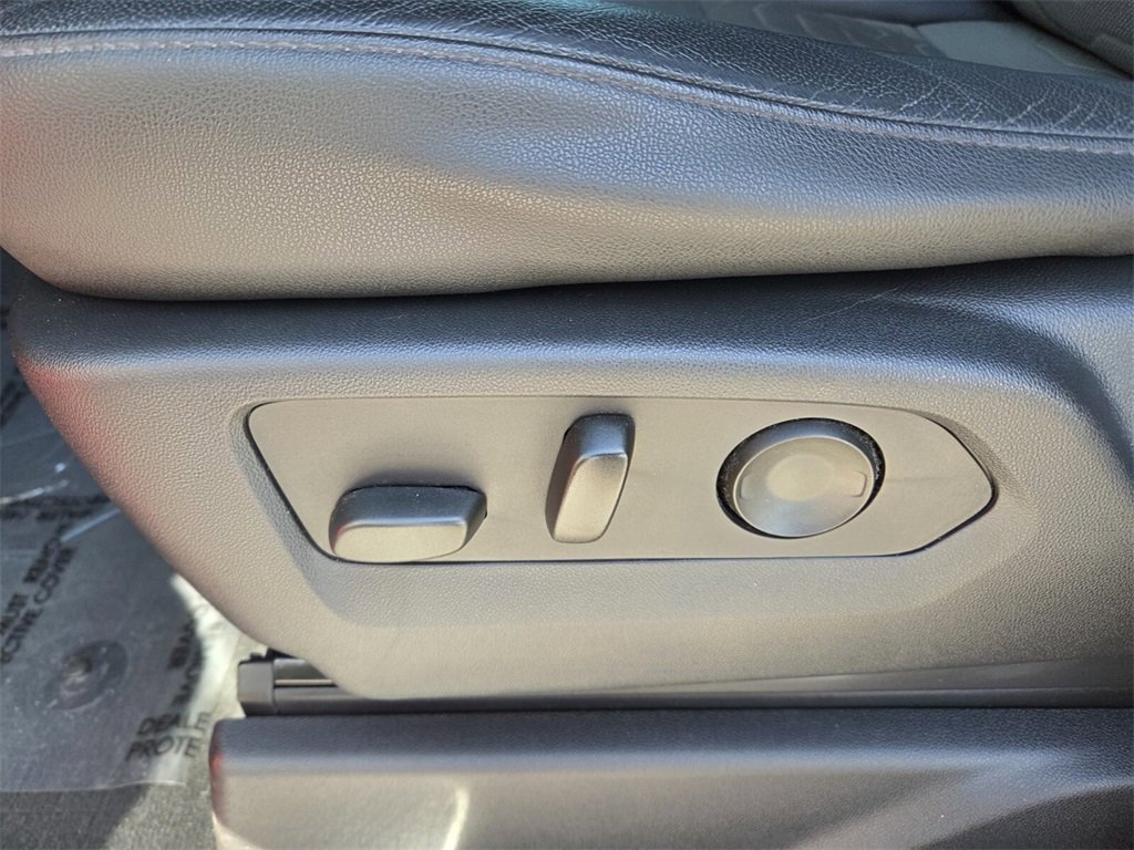 Used 2022 Chevrolet Silverado 1500 ZR2 image 7