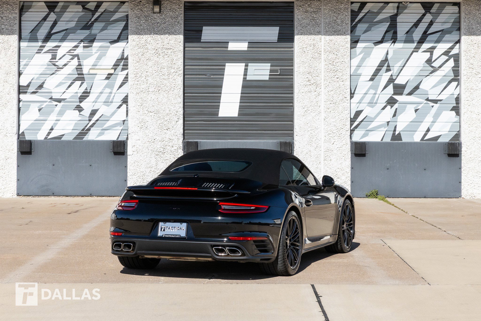 Used 2018 Porsche 911 Turbo image 17