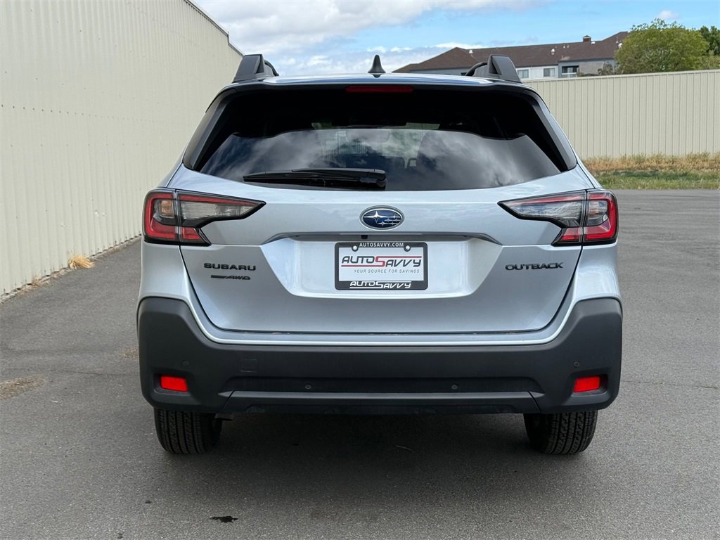 Used 2024 Subaru Outback Onyx Edition image 5