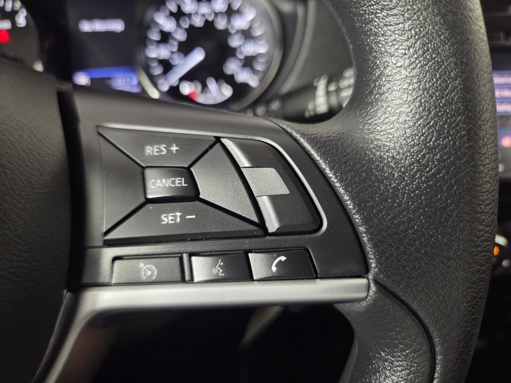 Used 2020 Nissan Rogue Sport S FWD image 16