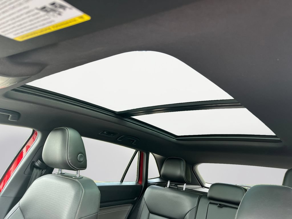 Used 2021 Volkswagen Atlas Cross Sport SE w/ Panoramic Sunroof Package AWD/4WD image 17