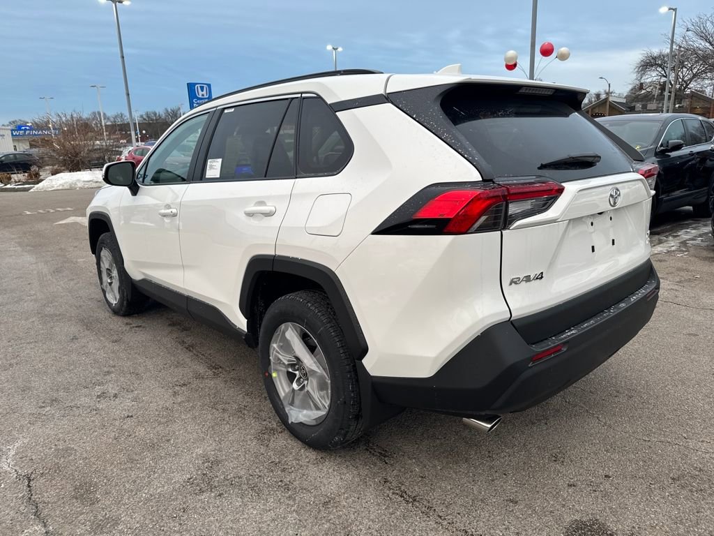 New 2025 Toyota RAV4 XLE image 5