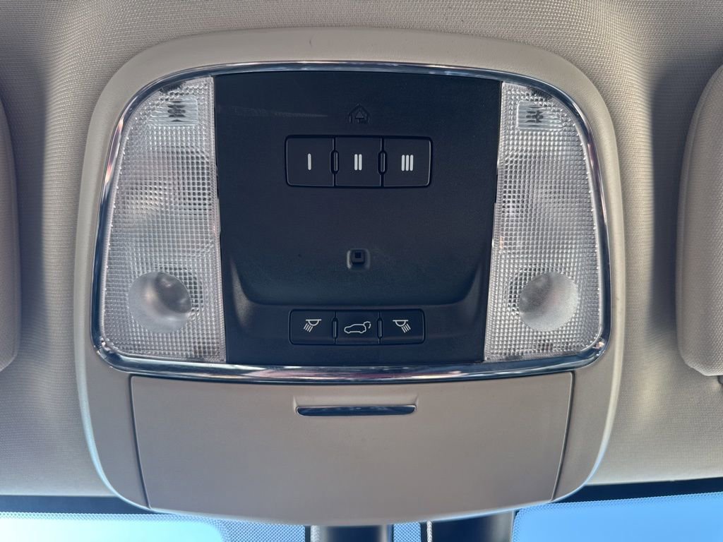 Used 2016 Dodge Durango Limited w/ Nav & Power Liftgate Group image 19