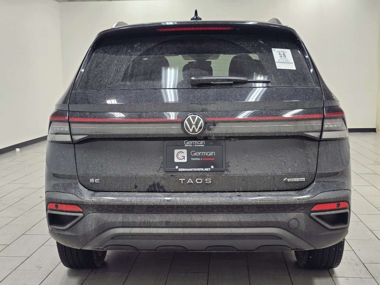 Used 2025 Volkswagen Taos SE image 15