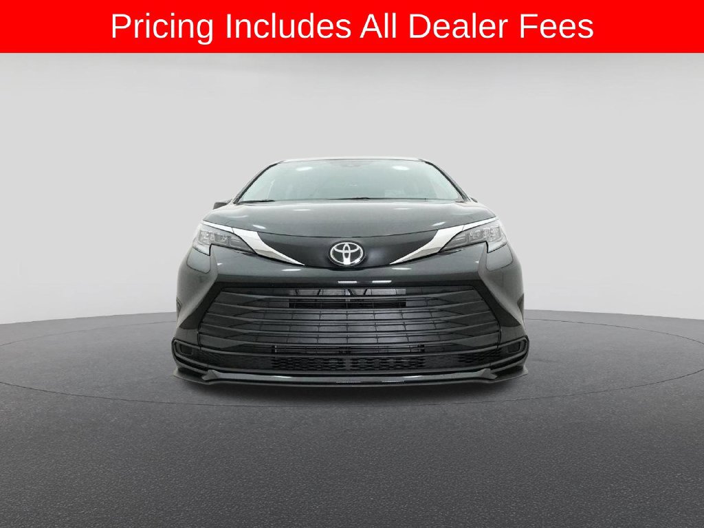 New 2026 Toyota Sienna LE FWD image 50