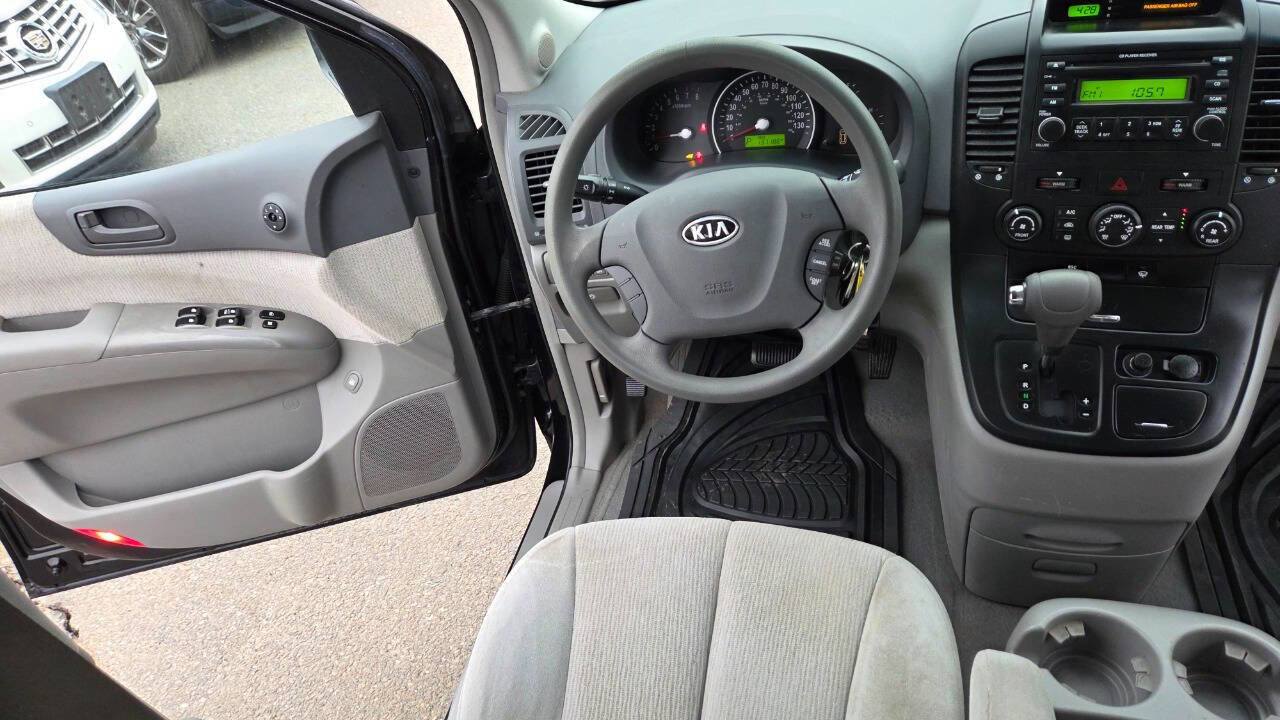 Used 2007 Kia Sedona LX image 30