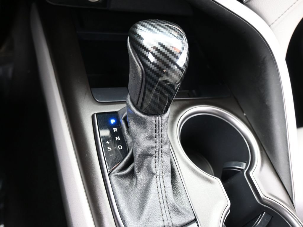 Used 2022 Toyota Camry SE image 27