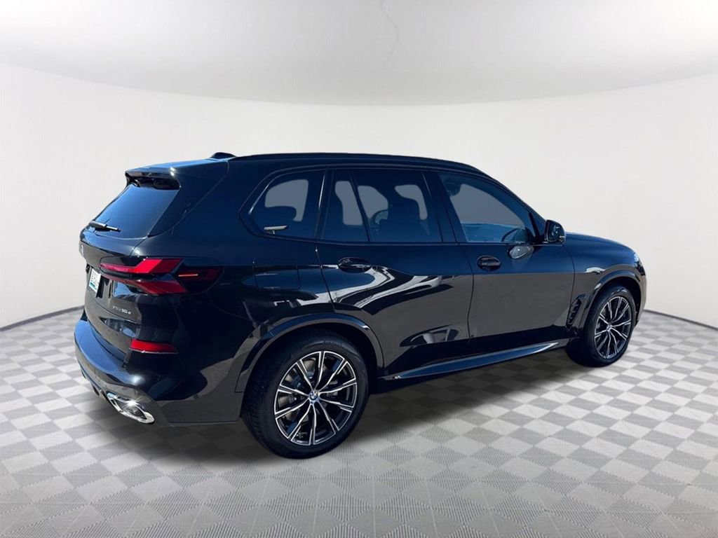 New 2026 BMW X5 xDrive50e w/ M Sport Package image 5