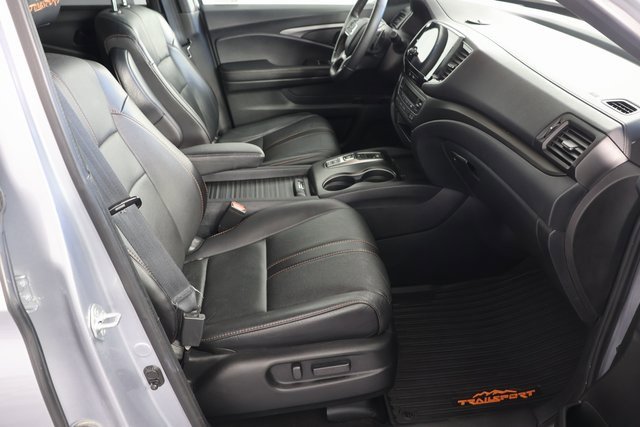 Used 2023 Honda Passport TrailSport image 24