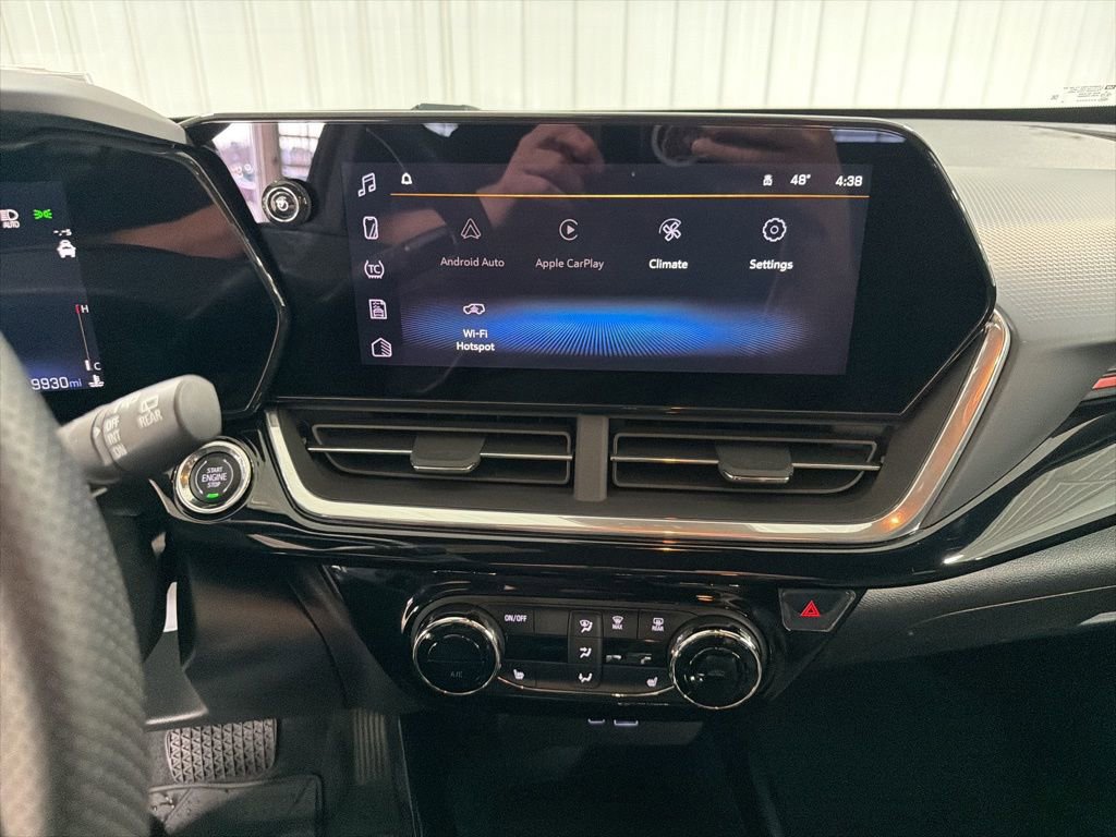 Certified 2024 Chevrolet Trax RS w/ Driver Confidence Package image 25