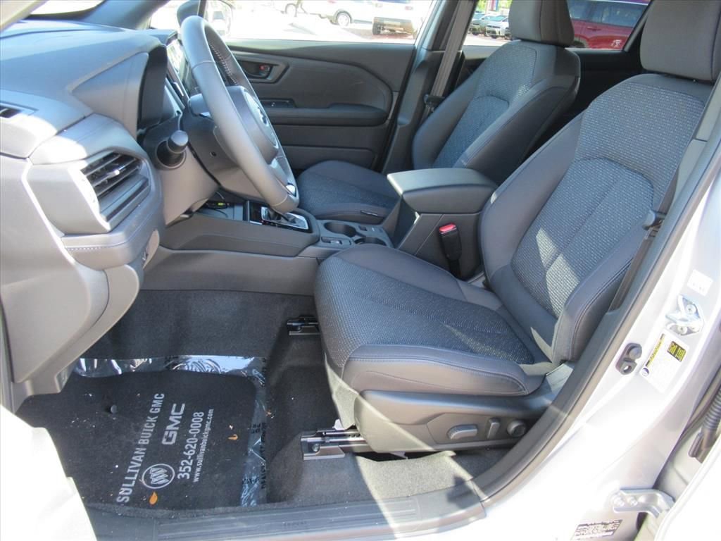 Used 2025 Subaru Forester Premium image 18