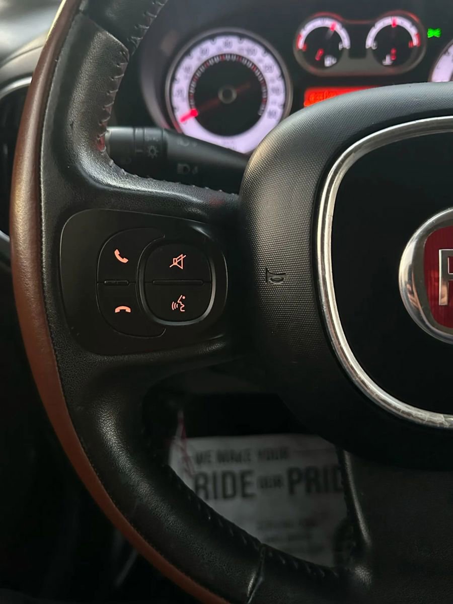 Used 2014 FIAT 500L Trekking w/ Popular Equipment Group image 29