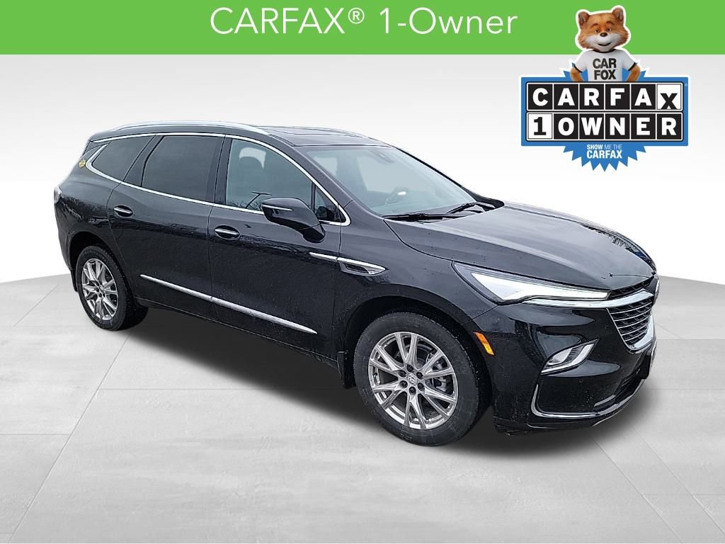 Used 2024 Buick Enclave Essence w/ Experience Buick Package image 4