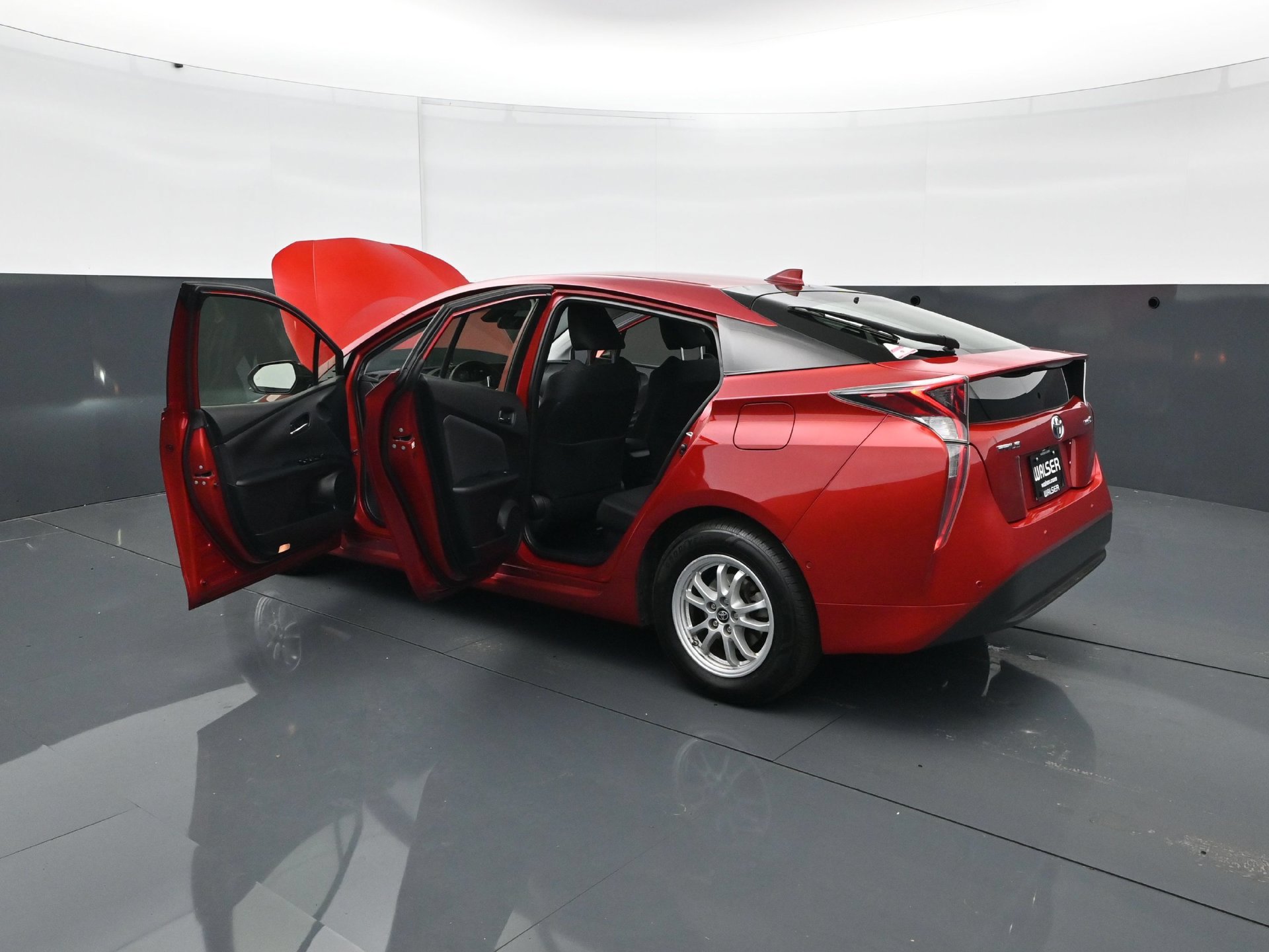 Used 2018 Toyota Prius Two w/ Prius Two Safety Plus Package FWD image 30