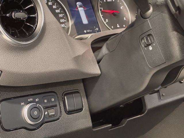 New 2025 Mercedes-Benz Sprinter 2500 image 29