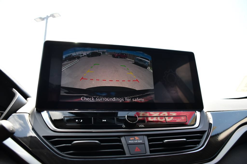 Used 2024 Nissan Altima 2.5 SR w/ SR Premium Package FWD image 18
