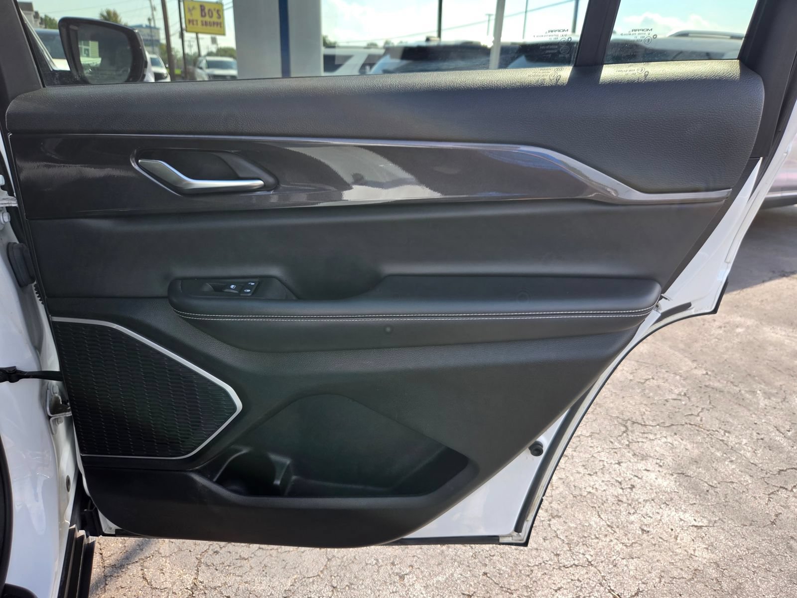 Used 2021 Jeep Grand Cherokee L Laredo AWD/4WD image 41