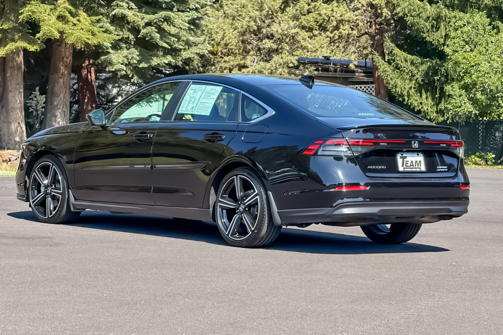 Used 2023 Honda Accord Sport image 6