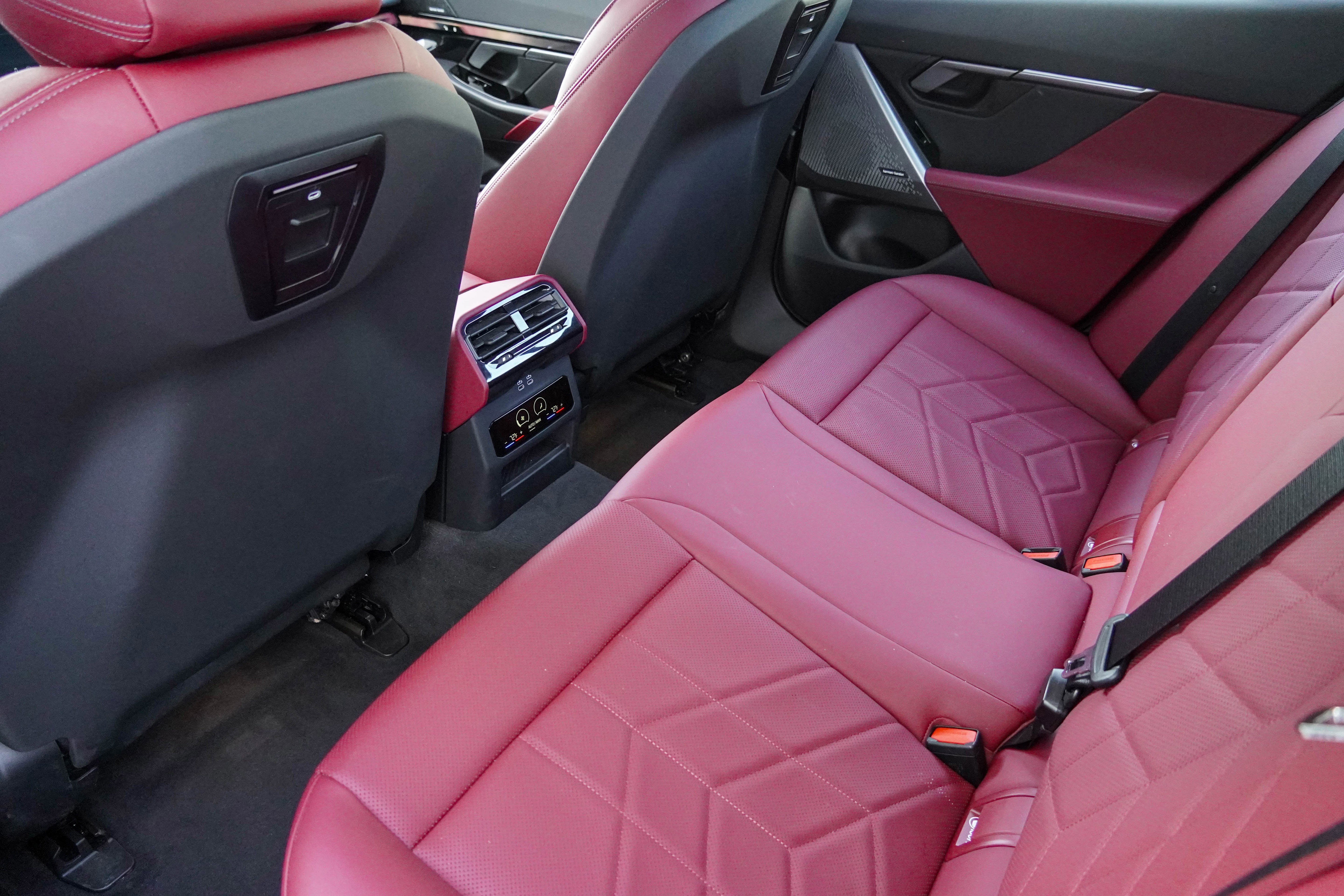 Used 2026 BMW 540i xDrive 540i xDrive image 35