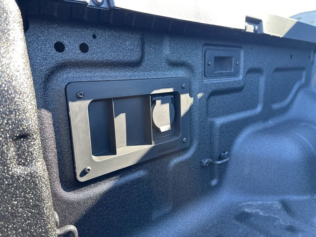 New 2025 Ford Ranger Lariat w/ FX4 Off-Road Package image 13