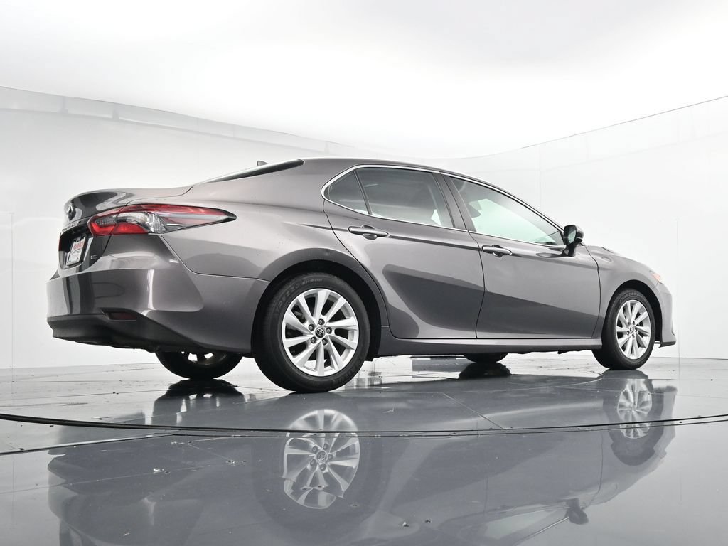 Used 2024 Toyota Camry LE FWD image 38