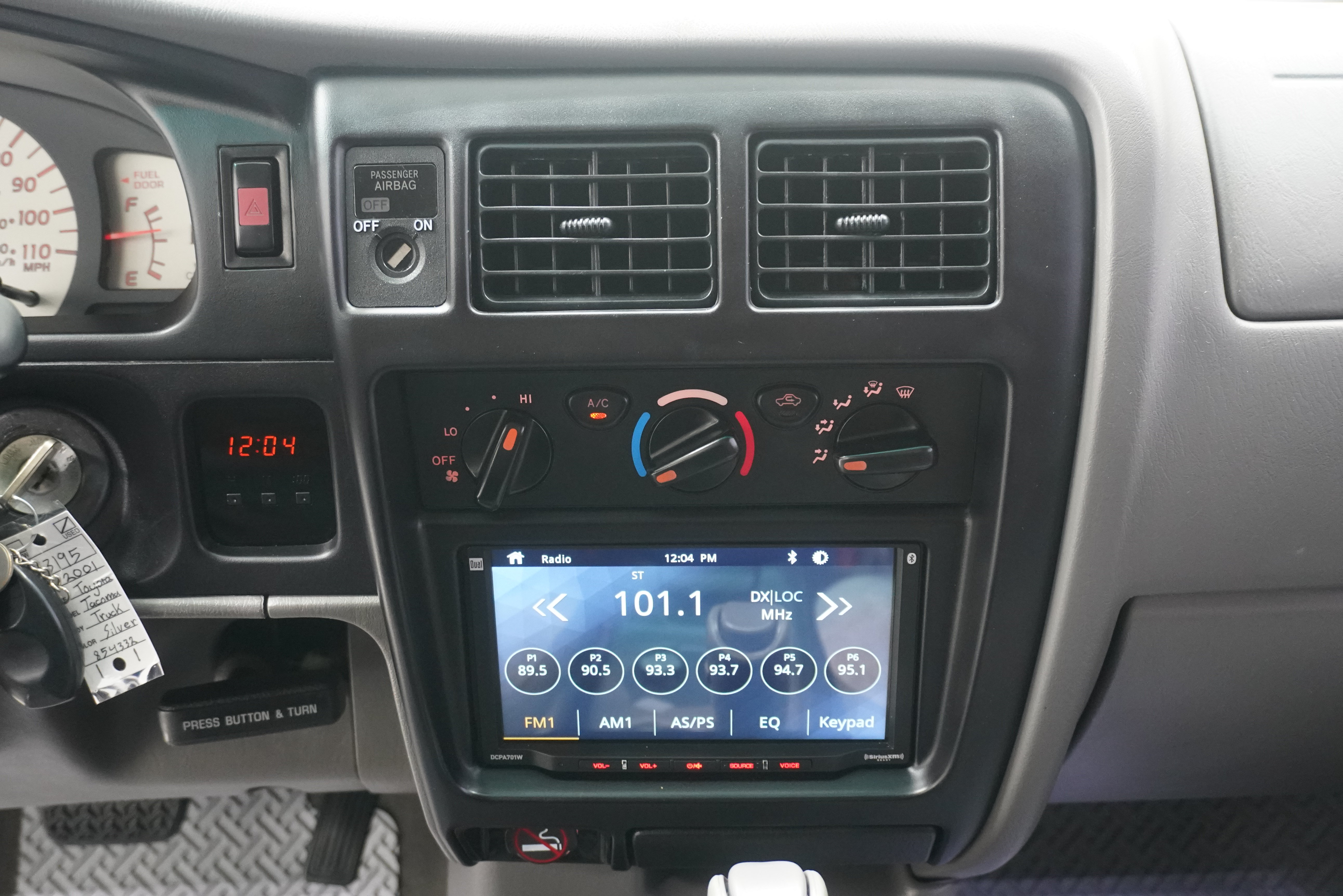 Used 2001 Toyota Tacoma PreRunner w/ SR5 Pkg w/ Chrome Pkg RWD image 19