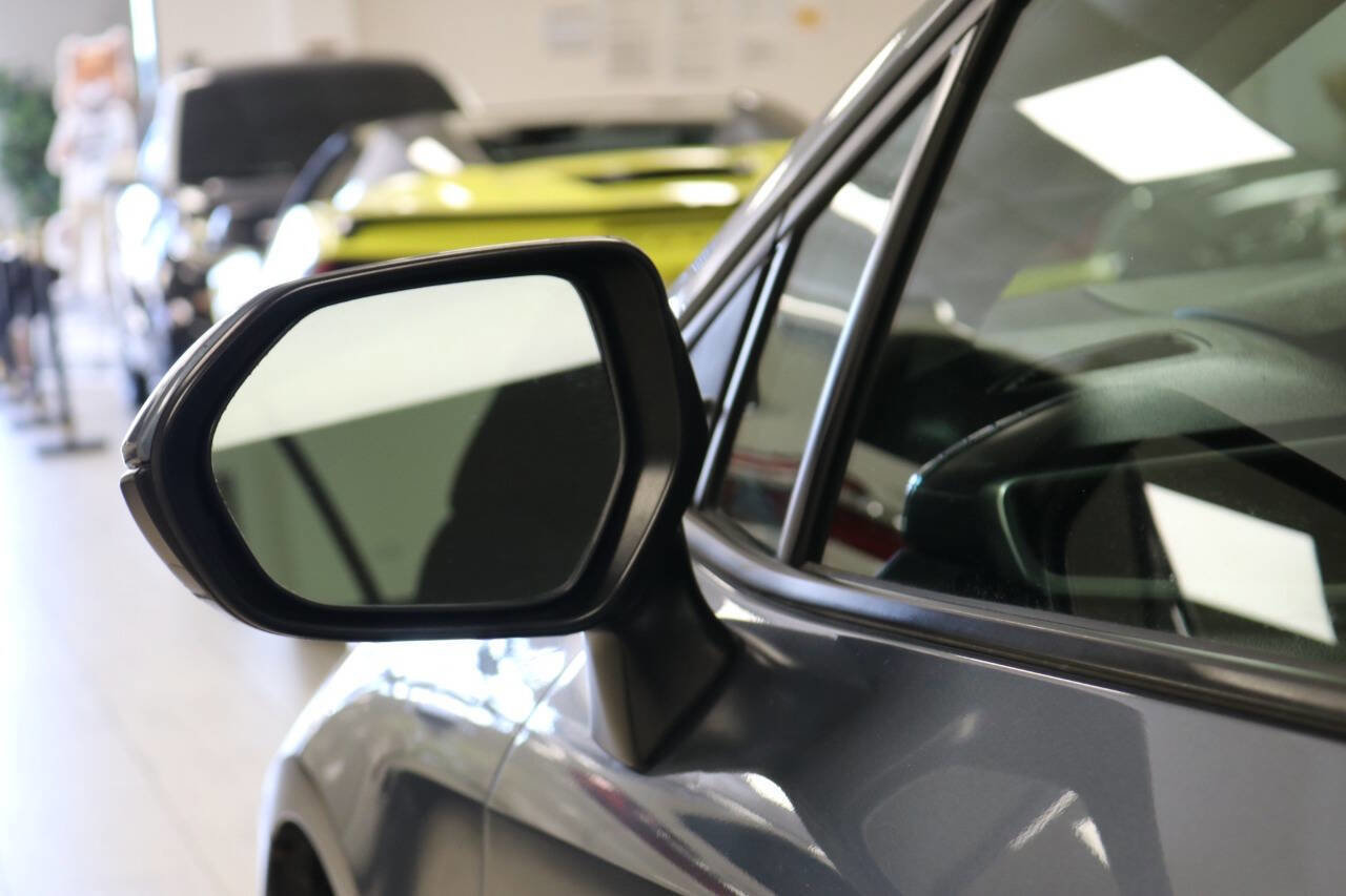 Used 2022 Toyota Corolla LE image 94