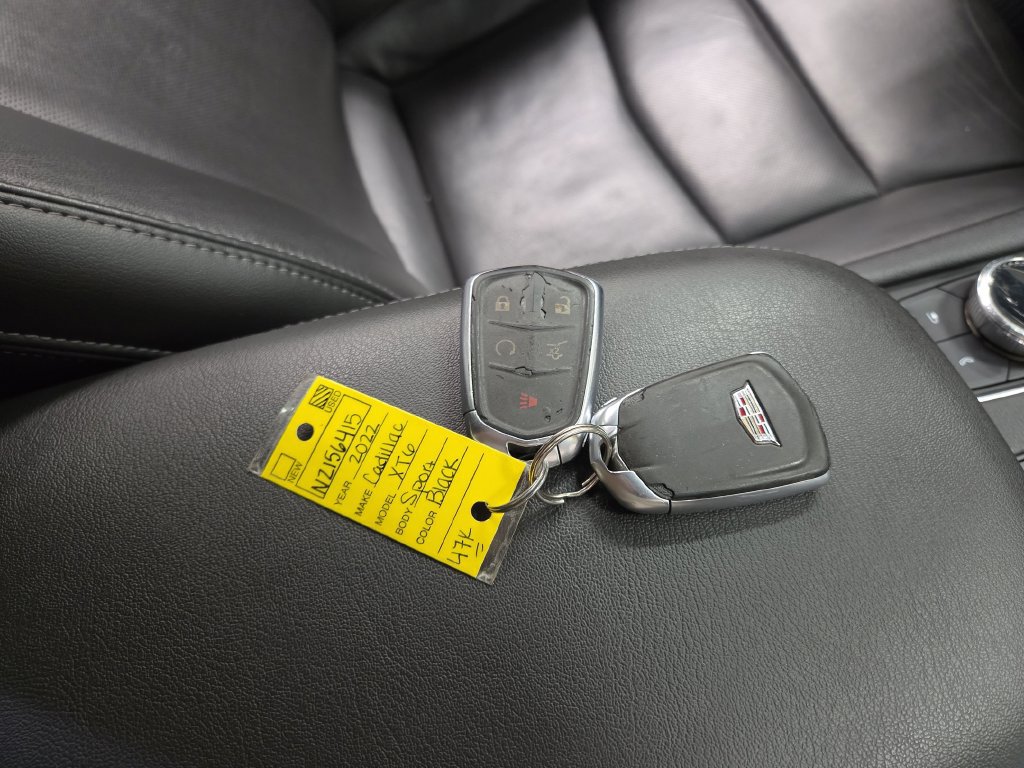 Used 2022 Cadillac XT6 Sport w/ Technology Package AWD/4WD image 15