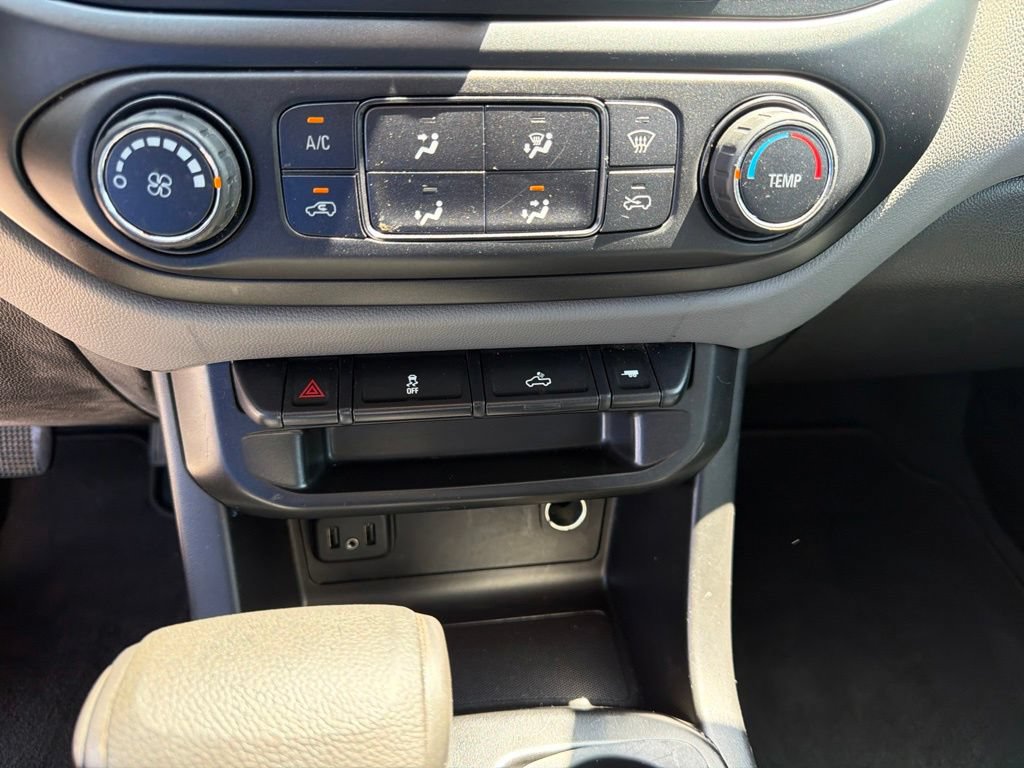Used 2020 Chevrolet Colorado W/T w/ WT Convenience Package RWD image 26