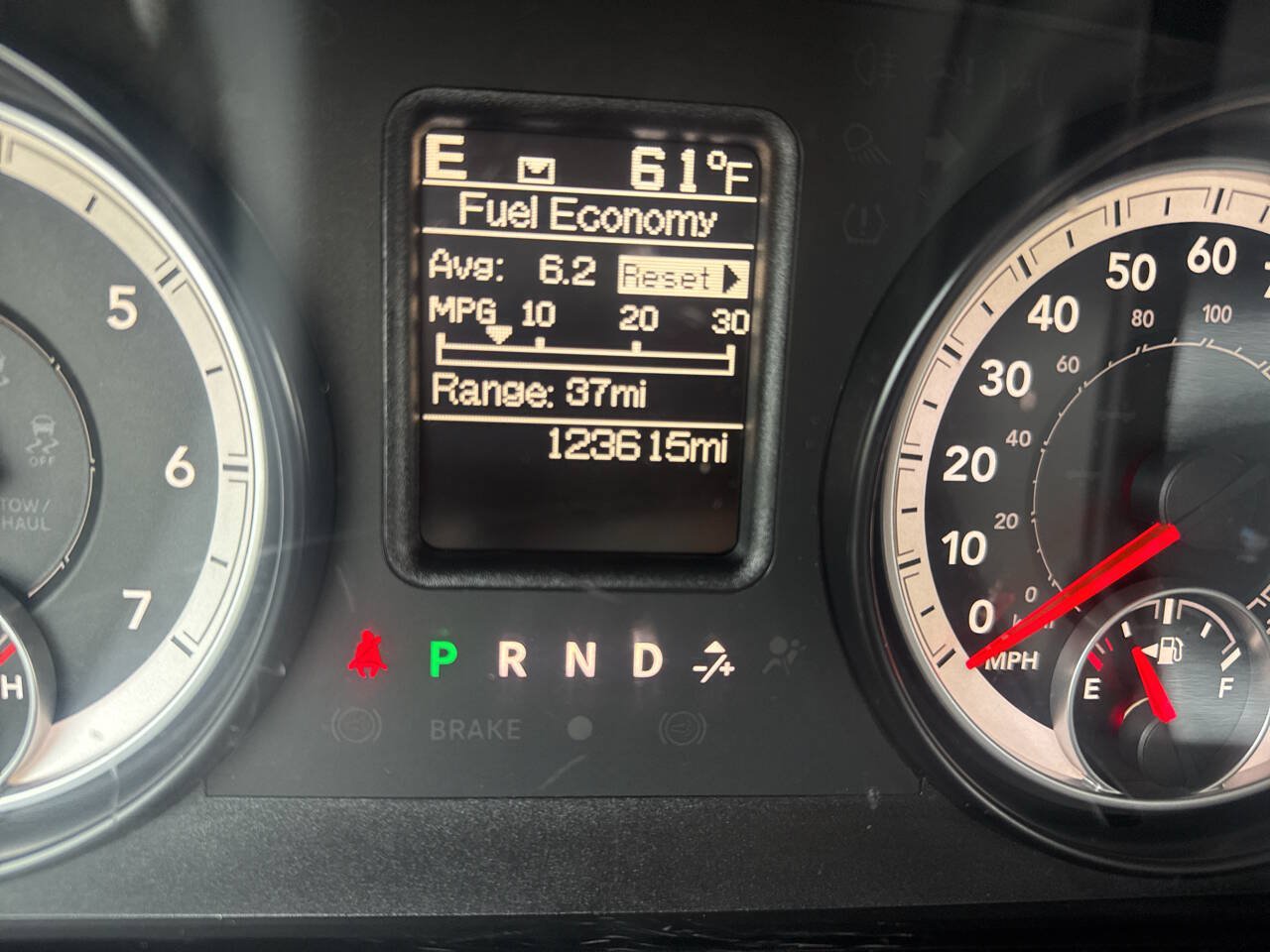 Used 2017 RAM 1500 ST w/ SXT Appearance Group AWD/4WD image 27