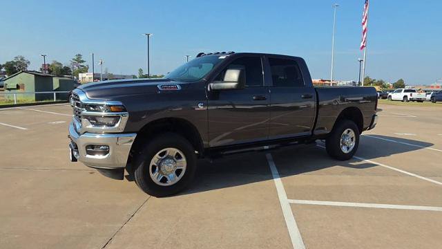 Used 2026 RAM 2500 Tradesman w/ Chrome Appearance Group AWD/4WD image 4