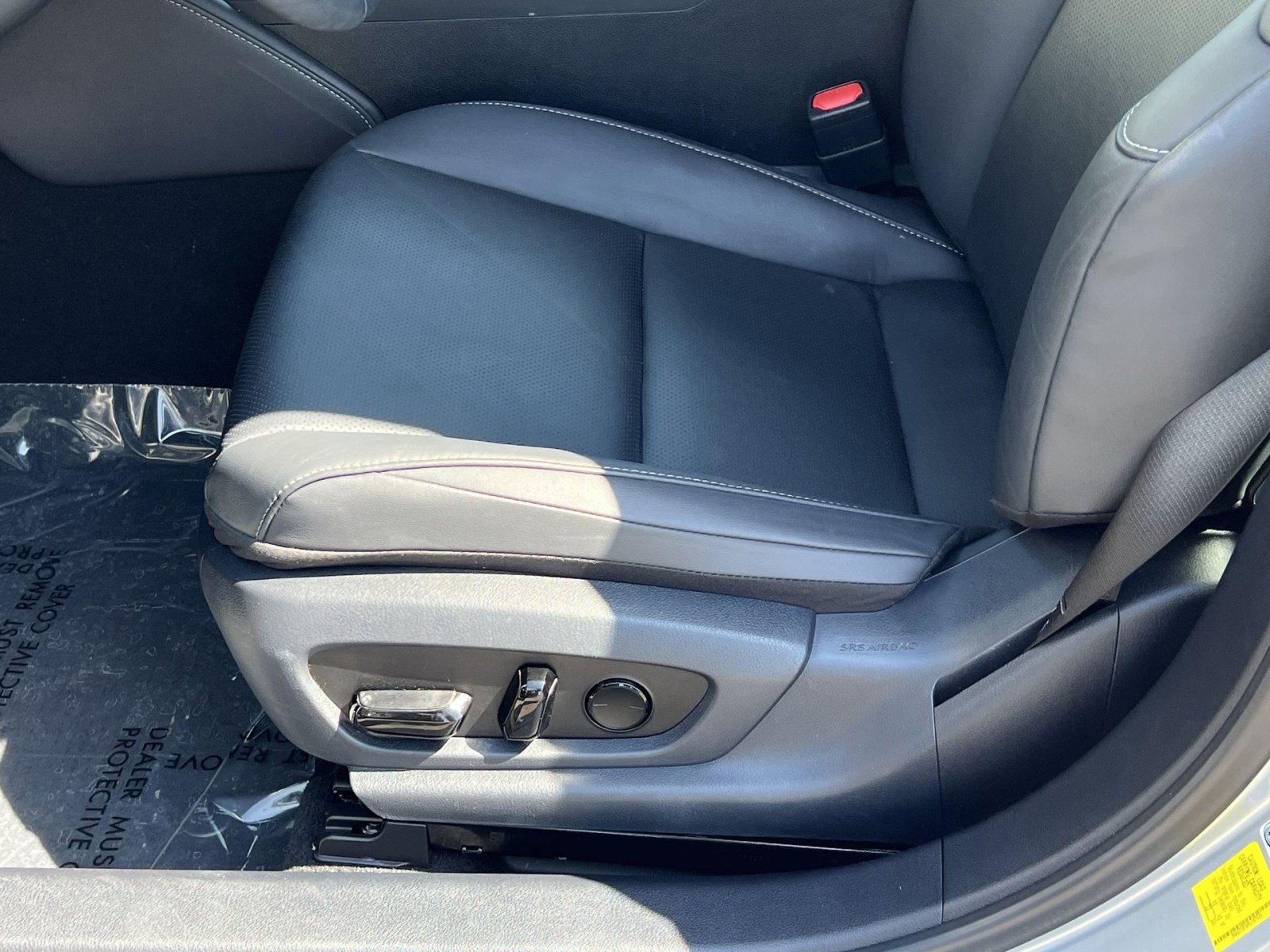 Used 2024 Lexus ES 350 w/ Premium Package image 15