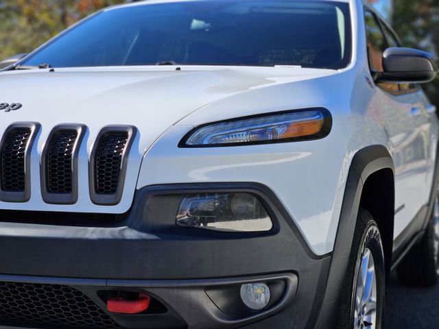 Used 2015 Jeep Cherokee Trailhawk w/ Leather Interior Group image 9