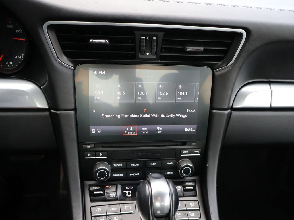 Used 2017 Porsche 911 Carrera 4S image 21