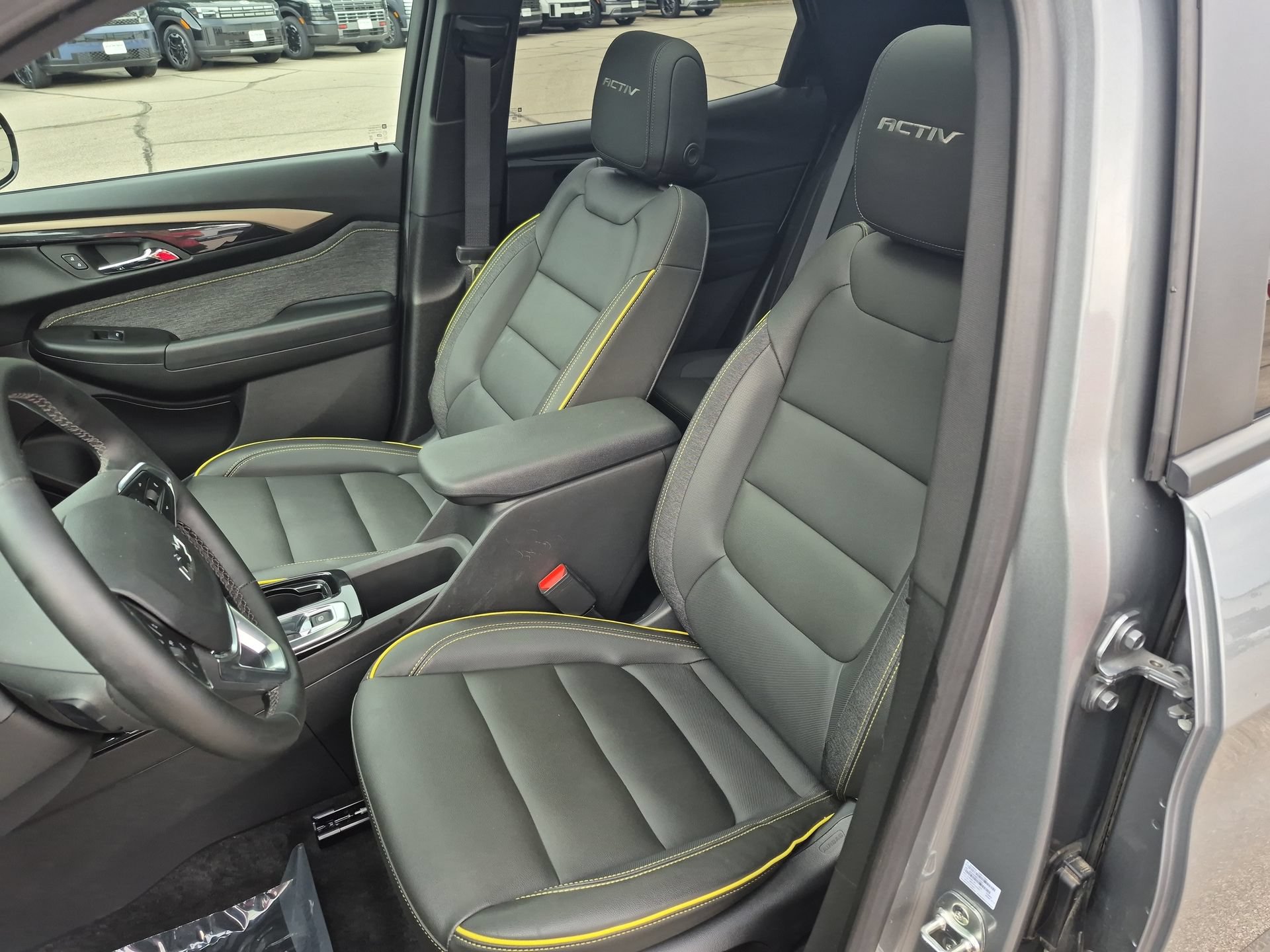 Used 2025 Chevrolet TrailBlazer ACTIV w/ Convenience Package AWD/4WD image 20