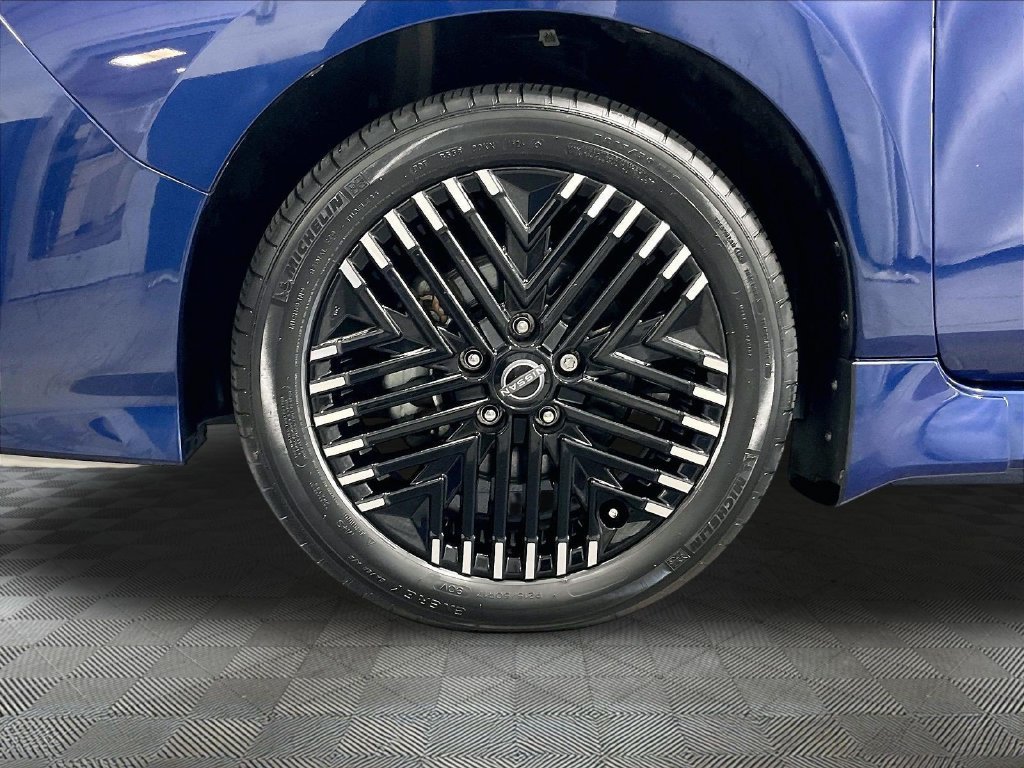 Certified 2025 Nissan Leaf SV Plus FWD image 7