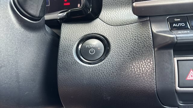 Used 2025 Toyota Camry SE FWD image 27