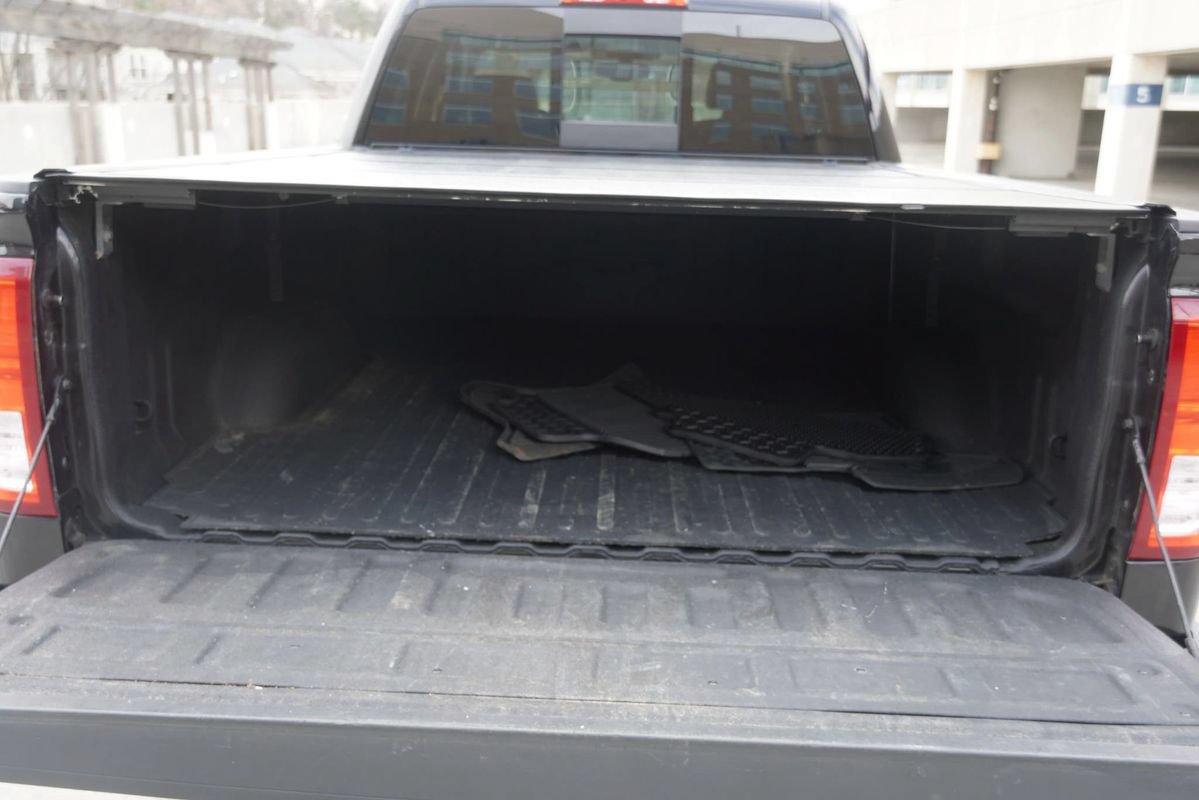Used 2017 Chevrolet Silverado 1500 LTZ Z71 AWD/4WD image 37