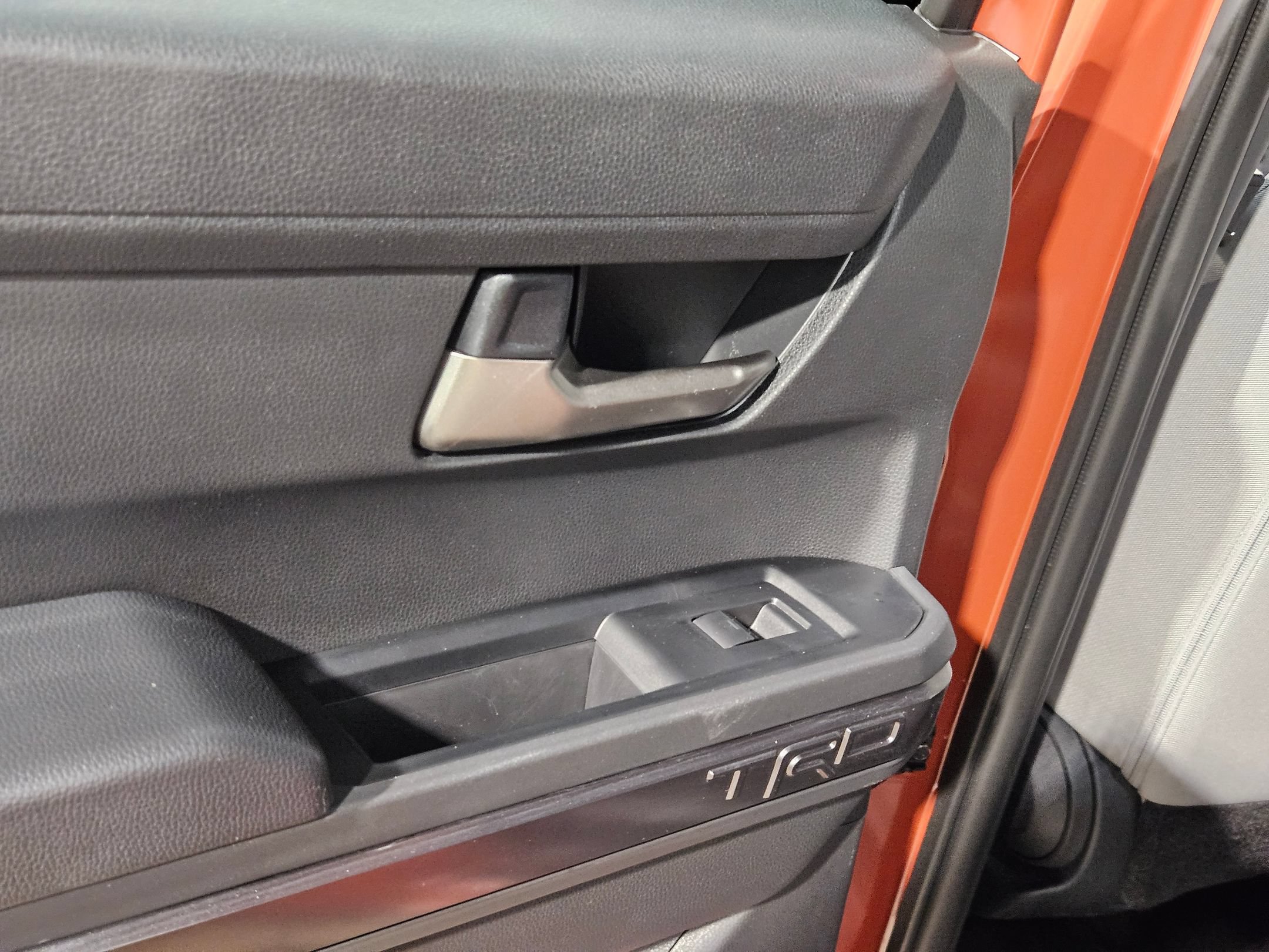 Certified 2025 Toyota Tacoma TRD Sport AWD/4WD image 34
