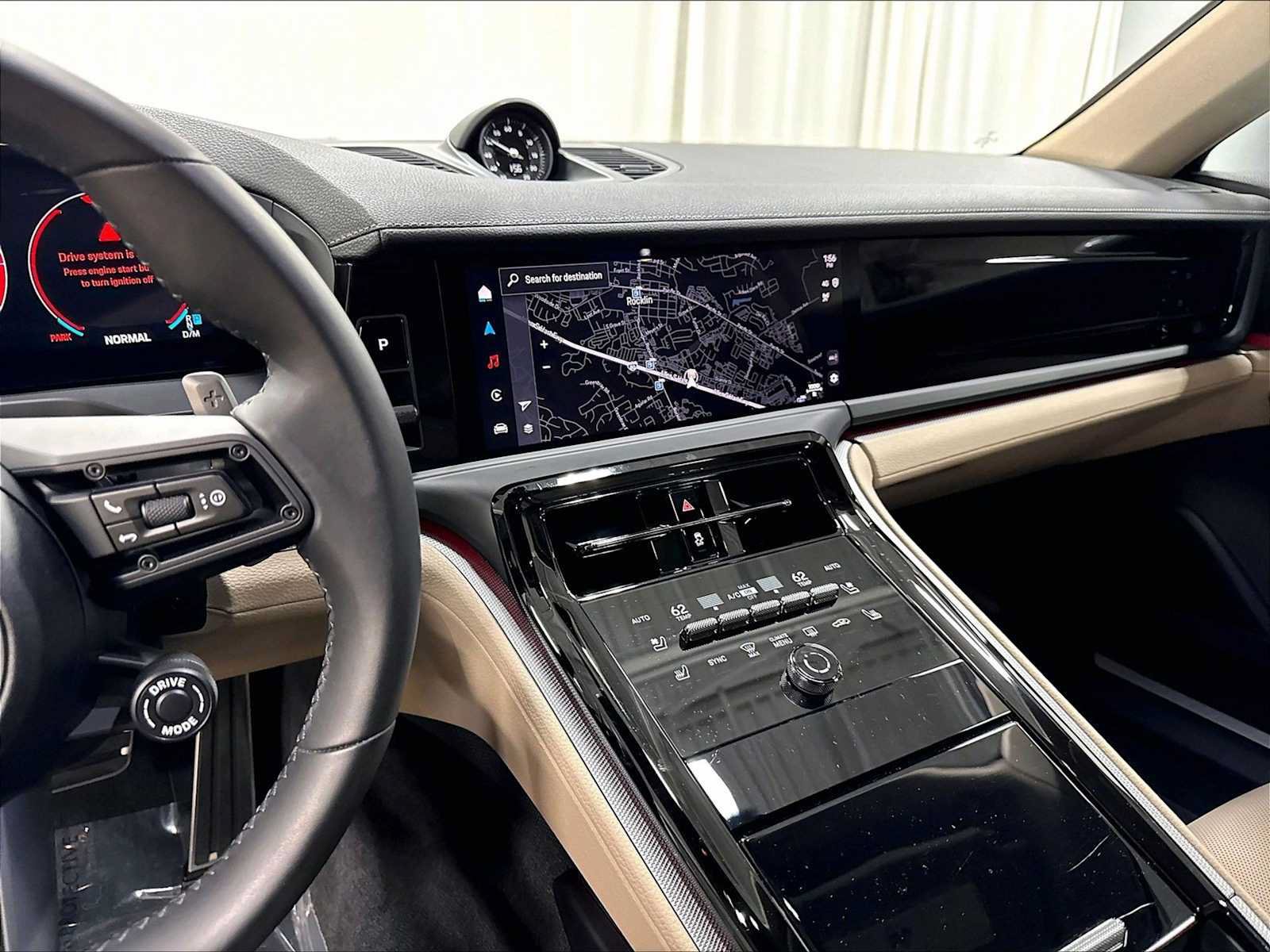 Used 2025 Porsche Panamera 4 AWD/4WD image 18