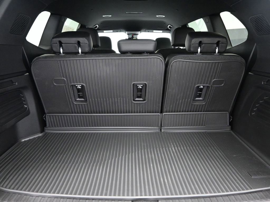 New 2026 Buick Enclave Sport Touring w/ Super Cruise Package image 10