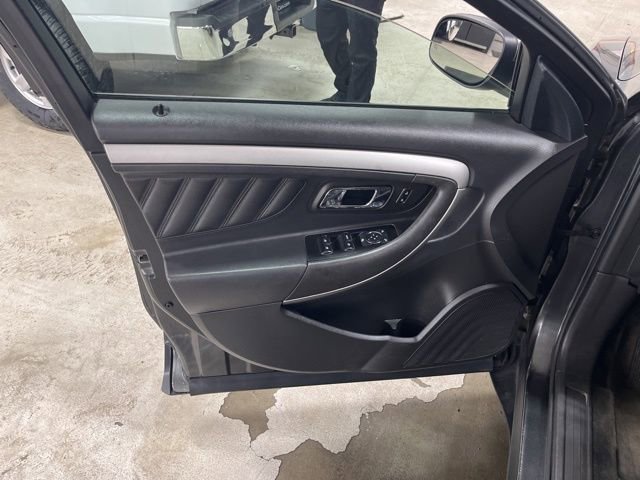 Used 2016 Ford Taurus SEL w/ Equipment Group 201A AWD/4WD image 18