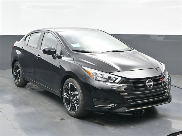 New 2025 Nissan Versa SR w/ Trunk Package image 8
