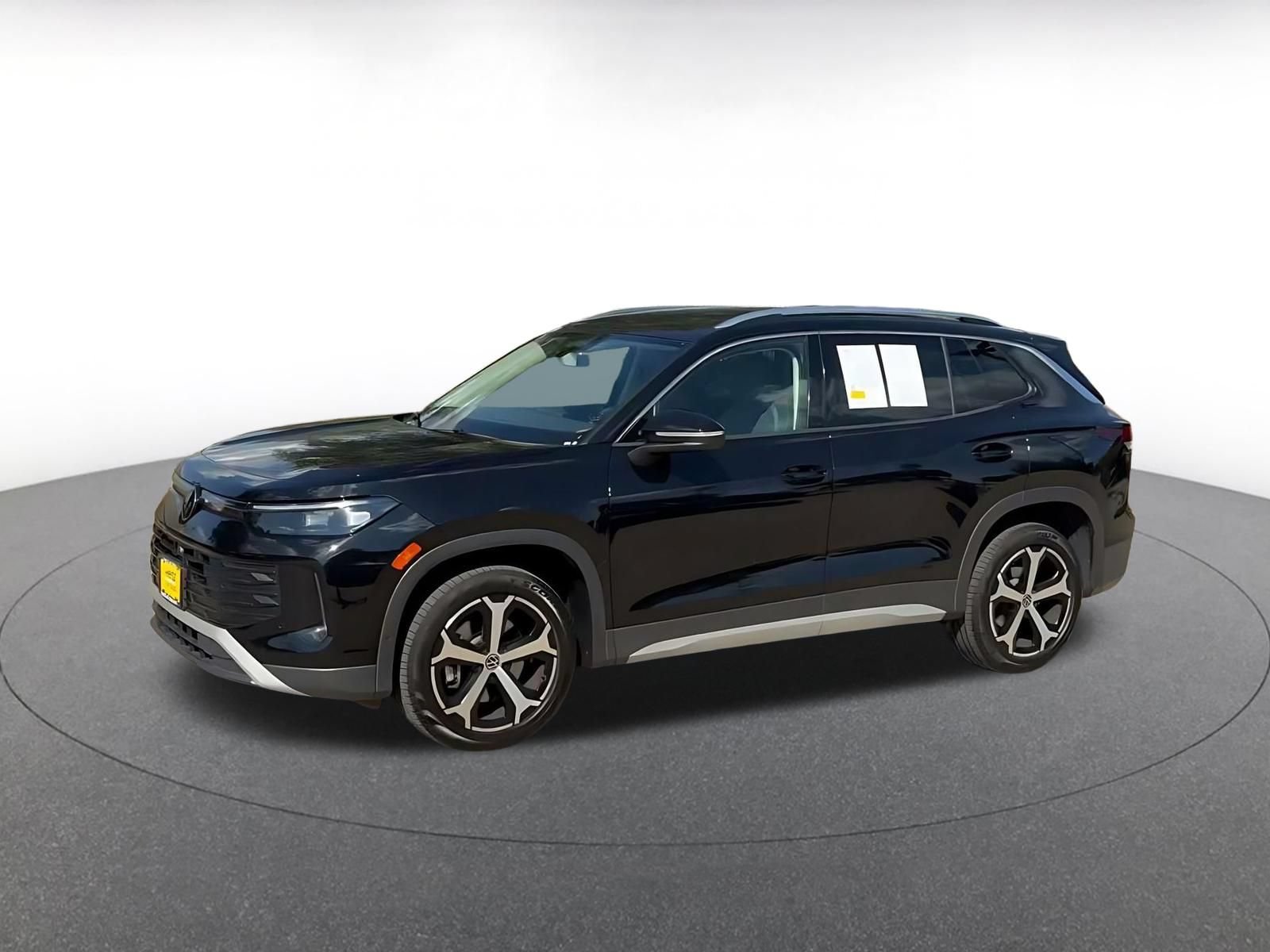 Used 2026 Volkswagen Tiguan SE AWD/4WD image 7