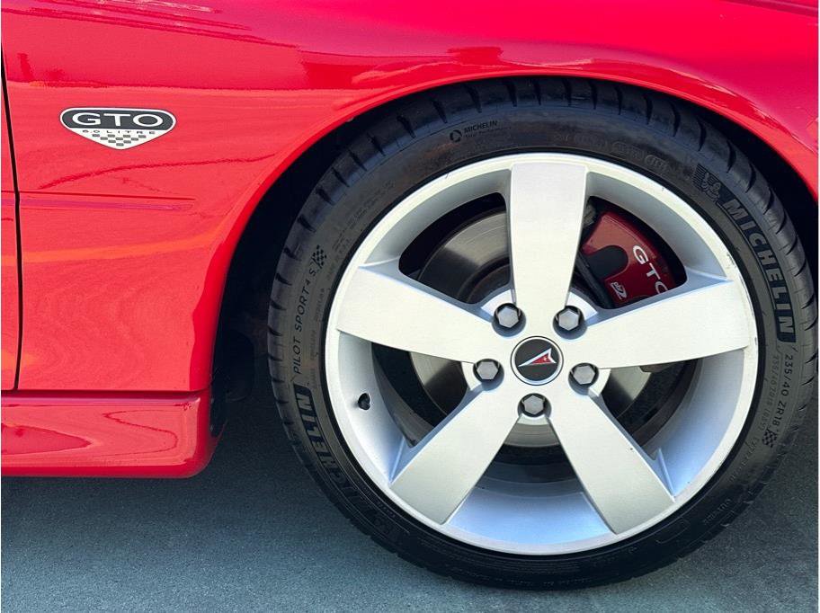 Used 2005 Pontiac GTO image 20